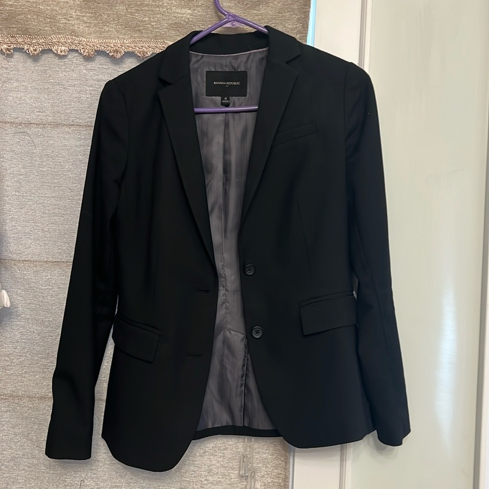 Banana Republic black blazer